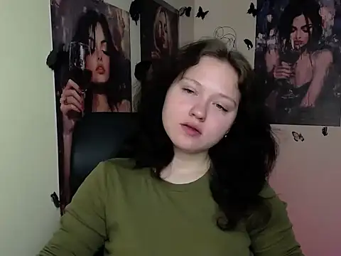 Snapshot of LadyAlice_ chatting on 04-18-26, 06:05 LadyAlice online show from 04-18-26, 06:05