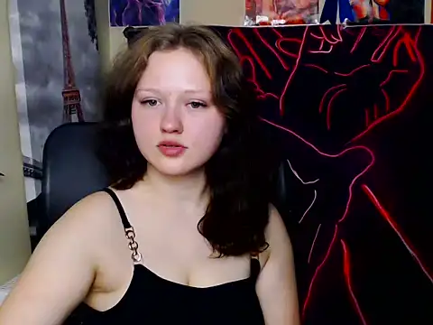 LadyAlice  online show from 07-09-26, 06:14