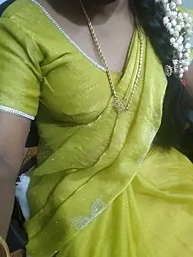 Snapshot of lolida69thamil chatting on 03-04-26, 05:26 lolida69thamil online show from 03-04-26, 05:26