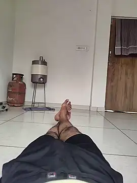 dhruve2010 online show from 10-09-25, 06:14