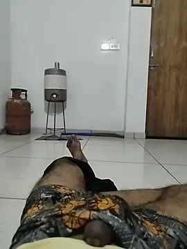 dhruve2010 online show from 10-15-25, 06:16