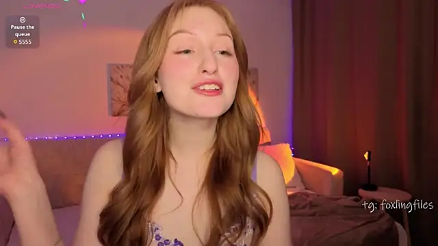 Betty Twinkle online show from 11-22-25, 10:52