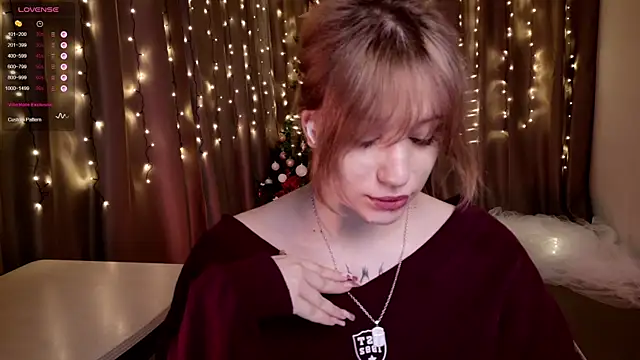 Morvelyn online show from 12-19-25, 02:19