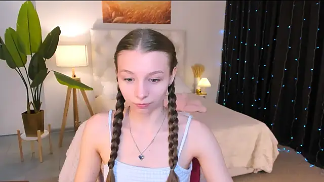 JulieDaniel online show from 04-15-26, 08:20