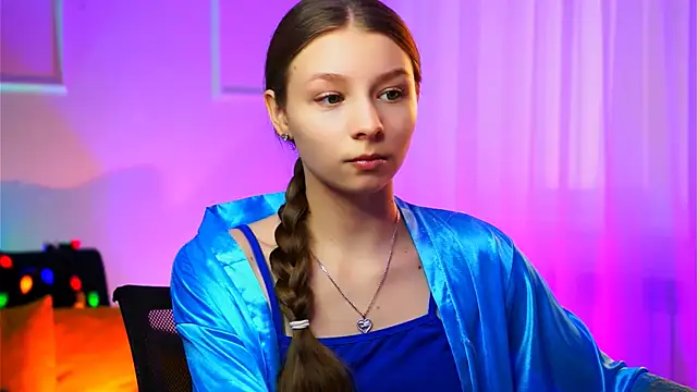 JulieDaniel online show from 02-05-26, 06:42