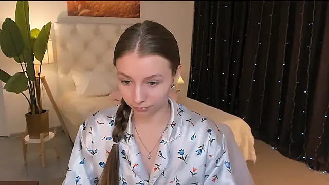 JulieDaniel online show from 03-31-26, 08:38