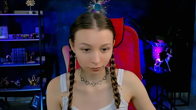 JulieDaniel online show from 11-20-25, 04:24