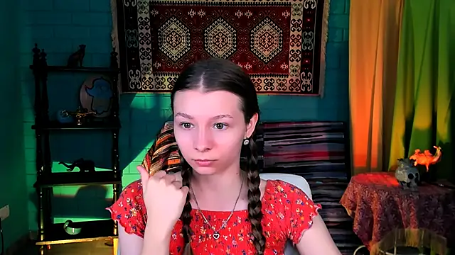 JulieDaniel online show from 11-27-25, 04:13