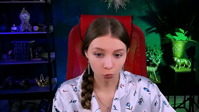 JulieDaniel online show from 10-15-25, 08:33