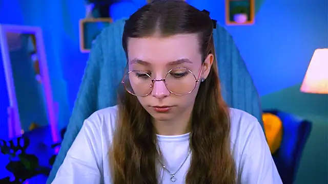 JulieDaniel online show from 09-30-25, 09:04