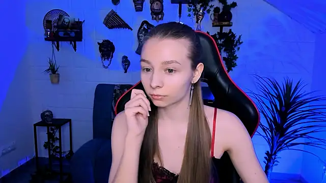 JulieDaniel online show from 02-26-26, 04:34