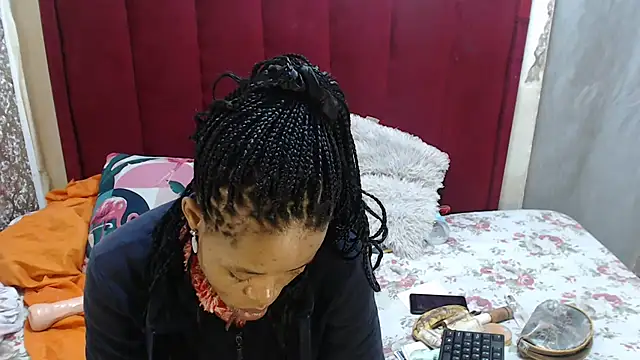 SexyChantyBabe25 online show from 10-06-25, 10:49