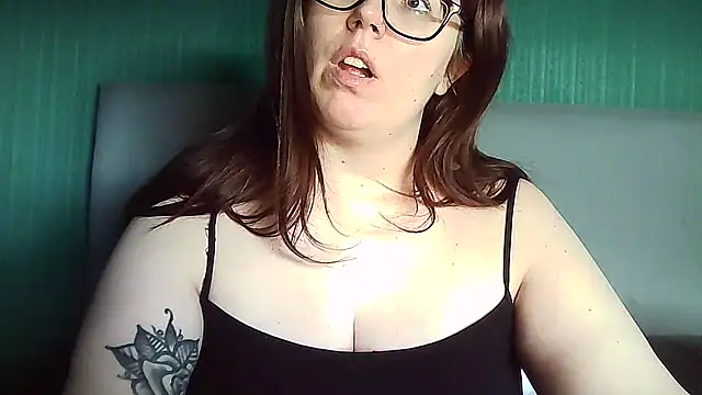 Curvy-BellaX online show from 10-08-25, 03:13