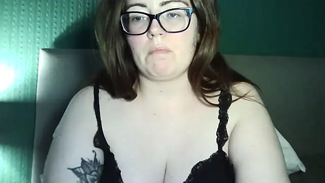 Curvy-BellaX online show from 10-10-25, 08:42