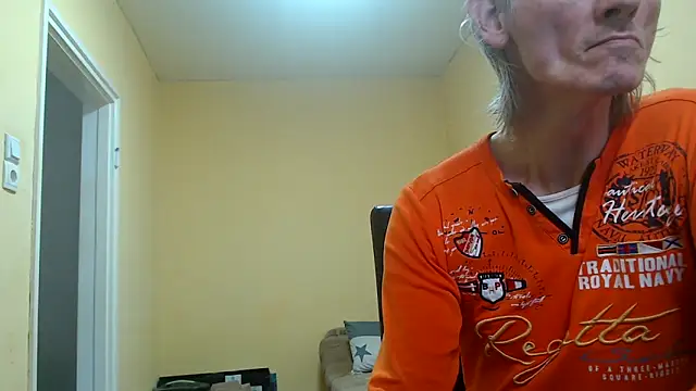 k74robert online show from 11-30-25, 01:01