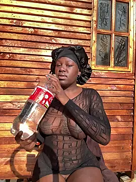 DarkBerryDiamond255 online show from 06-24-26, 12:48