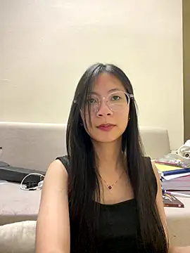 Lil-Gi online show from 12-21-25, 03:25