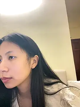 Lil-Gi online show from 11-04-25, 04:33