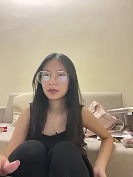 Lil-Gi online show from 11-13-25, 04:00