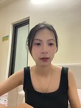 Snapshot of Lil-Gi chatting on 09-29-25, 02:44 Lil-Gi online show from 09-29-25, 02:44