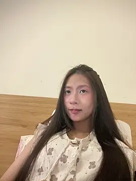 Lil-Gi online show from 03-12-26, 04:44