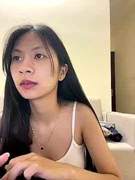 Lil-Gi online show from 10-28-25, 03:22