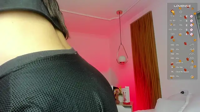 NicolWhite online show from 09-18-25, 12:08