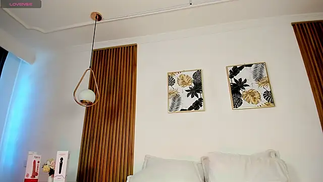 NicolWhite online show from 01-11-26, 12:45