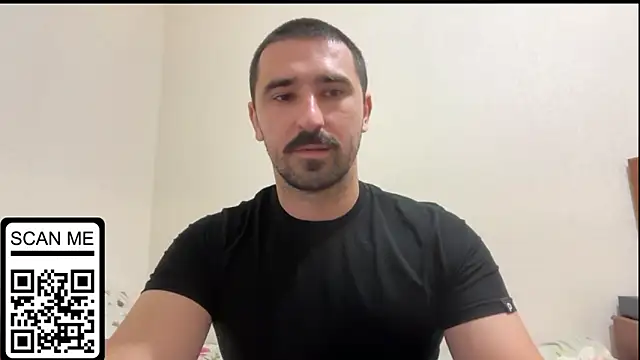 Snapshot of Hard_to_Obey chatting on 09-19-25, 07:18 Hard to Obey online show from 09-19-25, 07:18