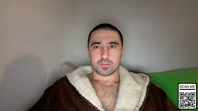 Hard to Obey online show from 12-04-25, 08:52