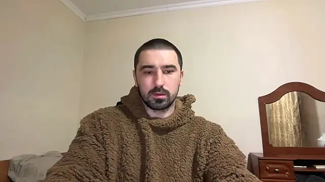 Snapshot of Hard_to_Obey chatting on 02-06-26, 06:26 Hard to Obey online show from 02-06-26, 06:26