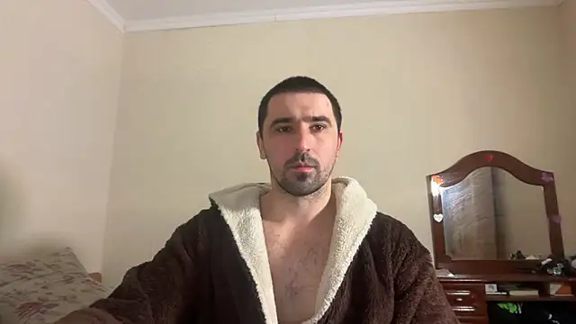 Snapshot of Hard_to_Obey chatting on 02-18-26, 05:42 Hard to Obey online show from 02-18-26, 05:42