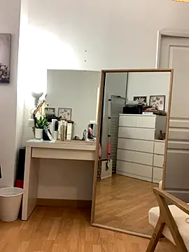 chloedlm5 online show from 11-14-25, 09:46