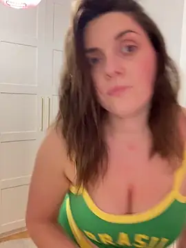 chloedlm5 online show from 03-16-26, 09:39