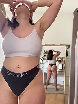 chloedlm5 online show from 02-02-26, 09:30