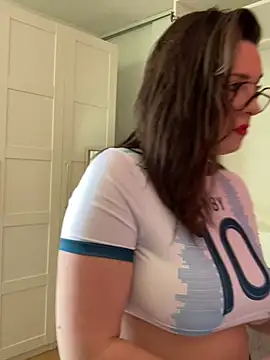 chloedlm5 online show from 03-14-26, 12:00