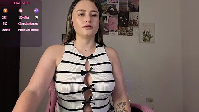 Veronika  Winslow  online show from 03-14-26, 05:02