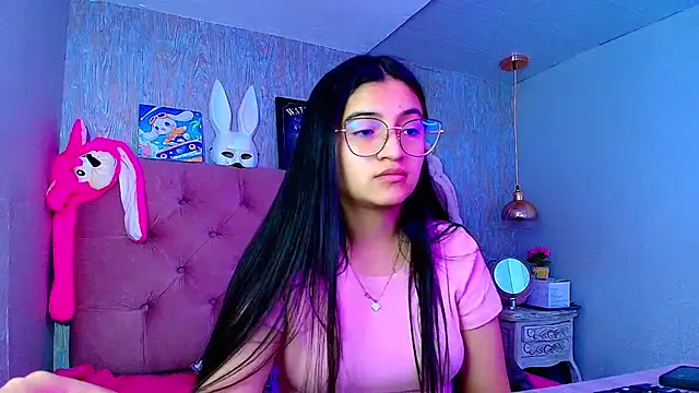 laurenelove online show from 12-04-25, 03:49