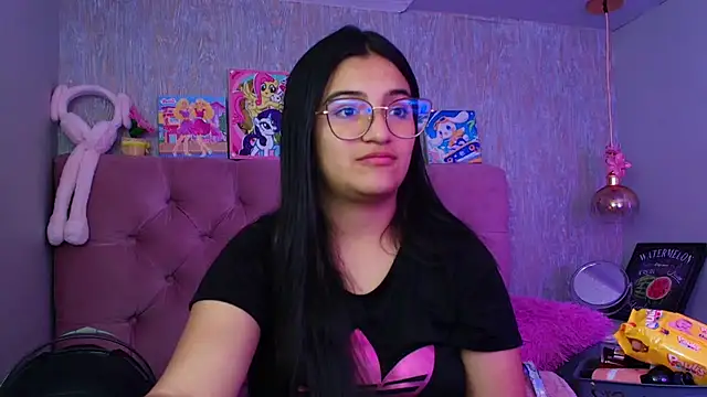 laurenelove online show from 02-27-26, 03:51