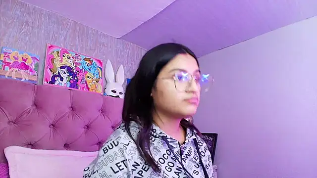 laurenelove online show from 02-03-26, 03:26