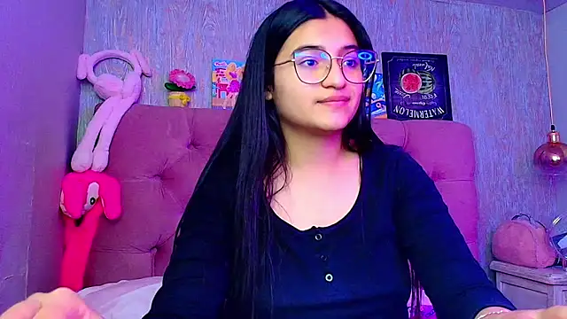 laurenelove online show from 12-23-25, 03:17