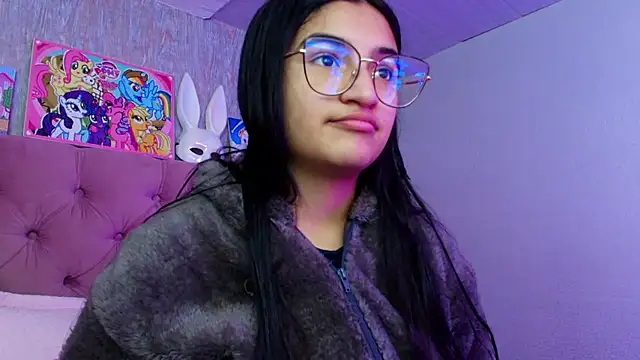 laurenelove online show from 02-11-26, 03:17