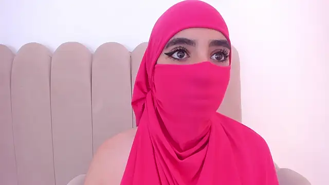 nayiraa  online show from 02-23-26, 06:41