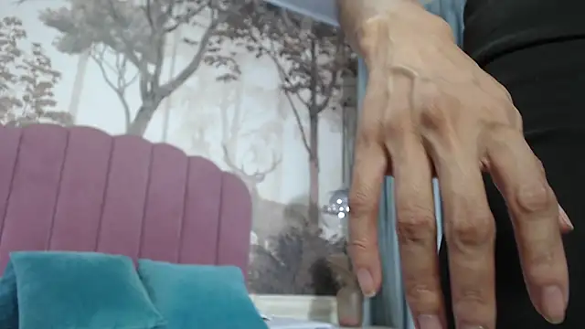 Snapshot of TerryGreenwood chatting on 02-14-26, 02:06 TerryGreenwood online show from 02-14-26, 02:06