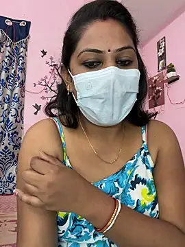 Snapshot of Latha1 chatting on 12-21-25, 04:41 Latha1 online show from 12-21-25, 04:41