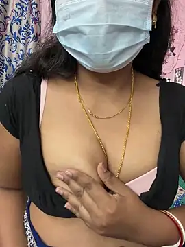 Snapshot of Latha1 chatting on 03-01-26, 05:35 Latha1 online show from 03-01-26, 05:35