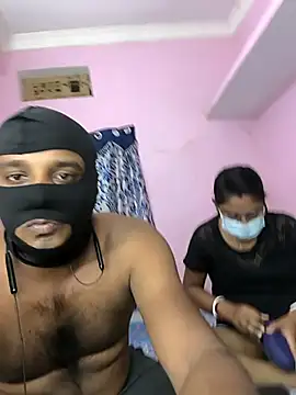 Snapshot of Latha1 chatting on 10-11-25, 05:58 Latha1 online show from 10-11-25, 05:58