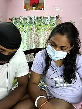 Snapshot of Latha1 chatting on 10-10-25, 06:36 Latha1 online show from 10-10-25, 06:36