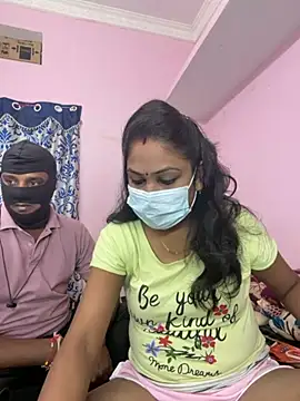 Snapshot of Latha1 chatting on 11-16-25, 04:56 Latha1 online show from 11-16-25, 04:56