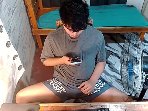 Snapshot of Lustfulljohnx chatting on 02-20-26, 11:34 Lustfulljohnx online show from 02-20-26, 11:34